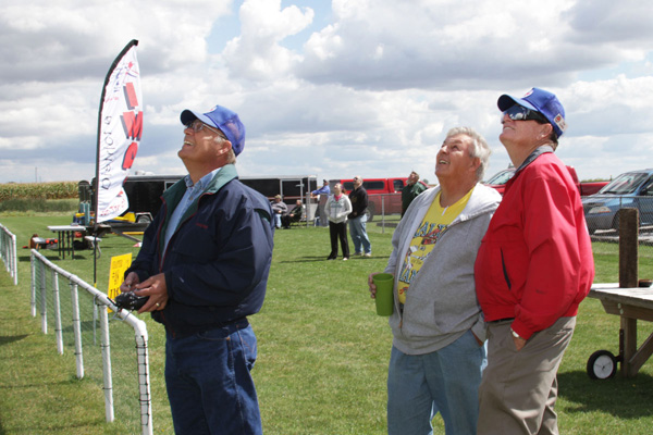 Dan Kemphues flying with spotters Ron Pierce & Tom Griffith